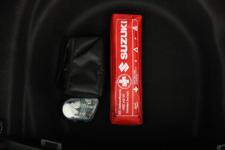 Suzuki Swace - 1.8 Hybrid Select 33