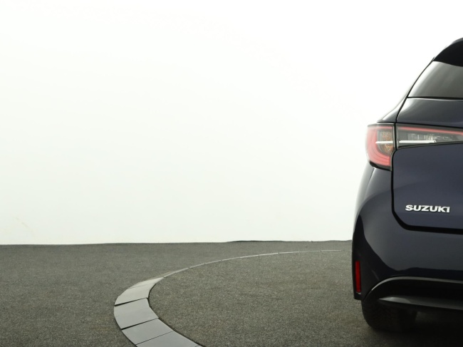 Suzuki Swace - 1.8 Hybrid Select