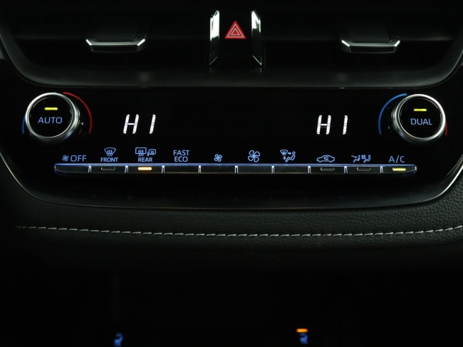 Suzuki Swace - 1.8 Hybrid Select