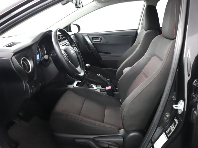 Toyota Auris - 1.6 Dynamic