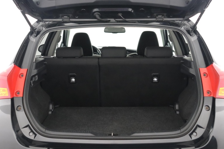 Toyota Auris - 1.6 Dynamic 24