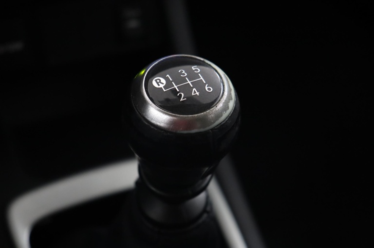 Toyota Auris - 1.6 Dynamic 27