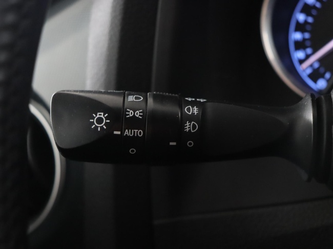 Toyota Auris - 1.6 Dynamic