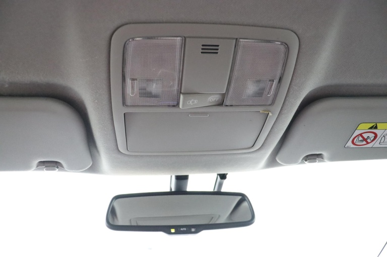 Toyota Auris - 1.6 Dynamic 33