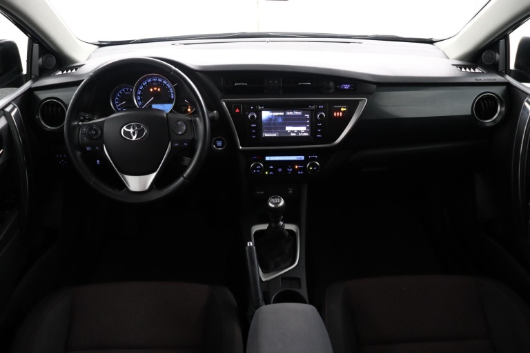 Toyota Auris - 1.6 Dynamic 4
