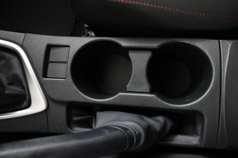 Toyota Auris - 1.6 Dynamic 48