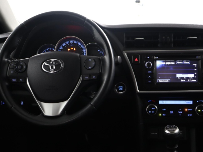 Toyota Auris - 1.6 Dynamic