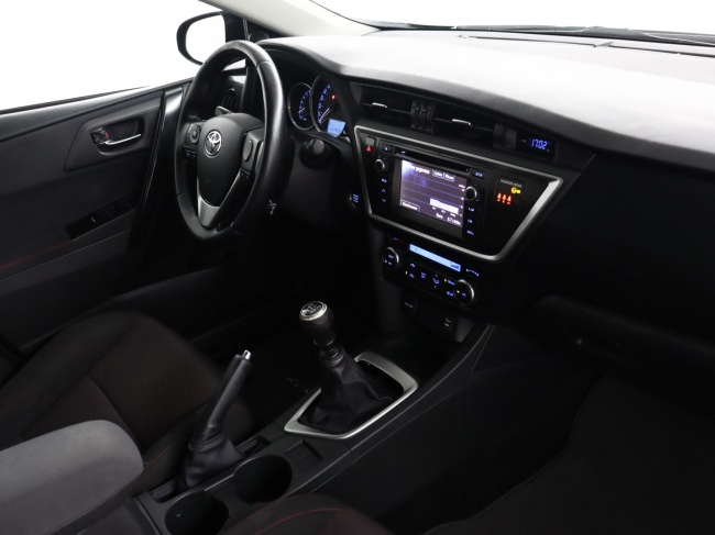 Toyota Auris - 1.6 Dynamic