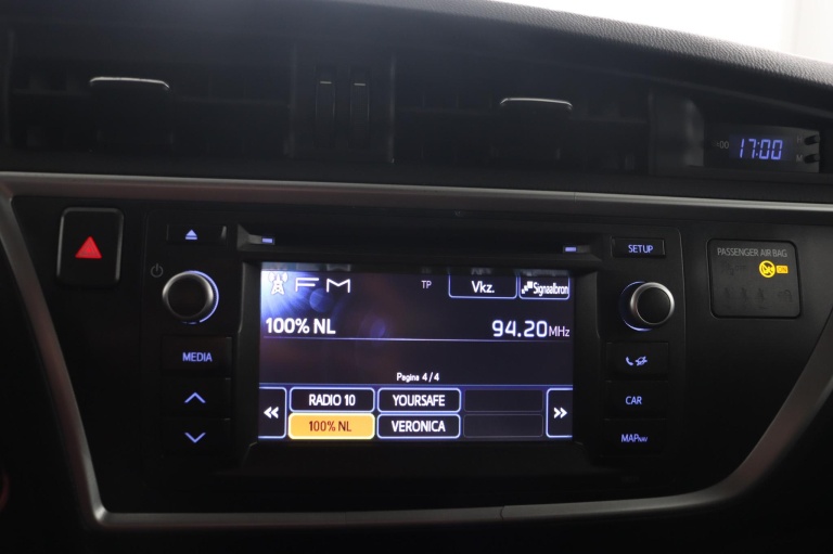 Toyota Auris - 1.6 Dynamic 8