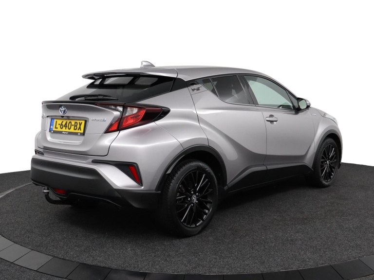 Toyota C-HR - 1.8 Hybrid Business Plus 2