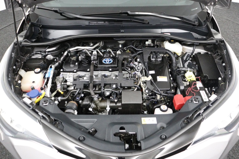 Toyota C-HR - 1.8 Hybrid Business Plus 33