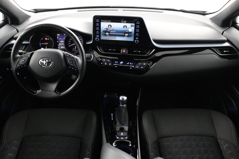 Toyota C-HR - 1.8 Hybrid Business Plus 4