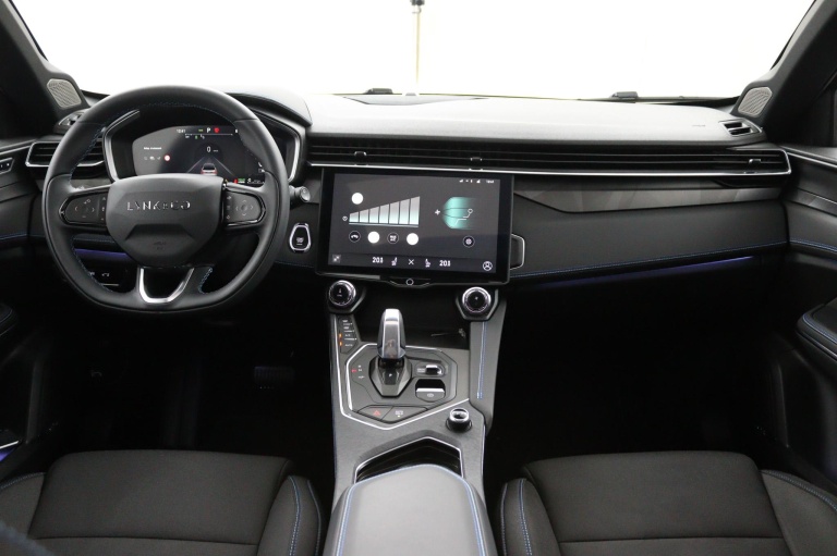 Lynk & Co 01 - 1.5 4