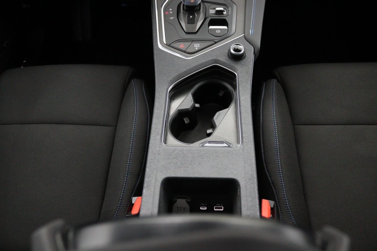 Lynk & Co 01 - 1.5 41