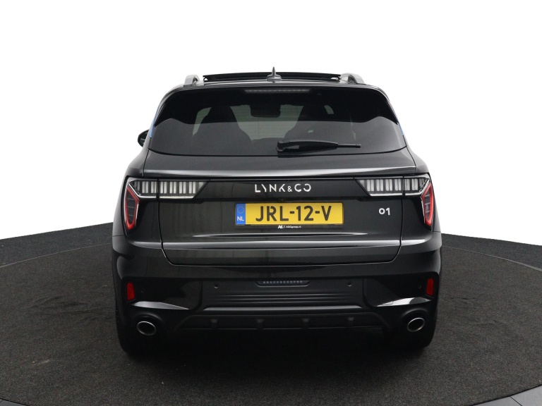 Lynk & Co 01 - 1.5 44