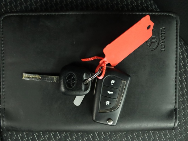 Toyota Verso - 1.8 VVT-i Business Top 5 editie