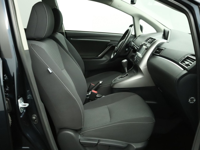 Toyota Verso - 1.8 VVT-i Business Top 5 editie