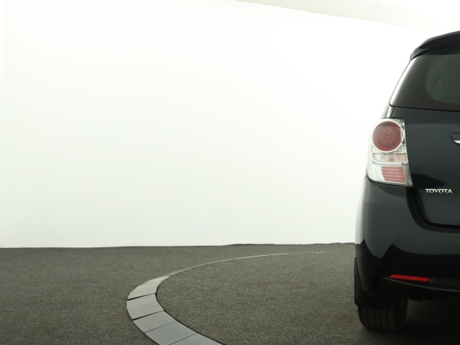 Toyota Verso - 1.8 VVT-i Business Top 5 editie