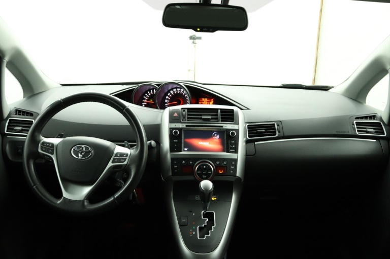 Toyota Verso - 1.8 VVT-i Business Top 5 editie 62