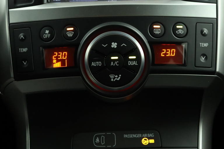 Toyota Verso - 1.8 VVT-i Business Top 5 editie 7