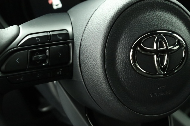 Toyota Aygo X - 1.0 VVT-i MT Pulse 19