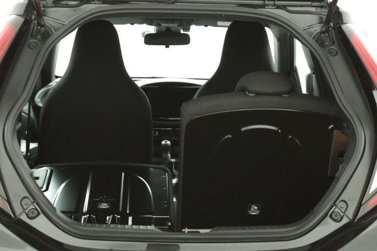 Toyota Aygo X - 1.0 VVT-i MT Pulse 25