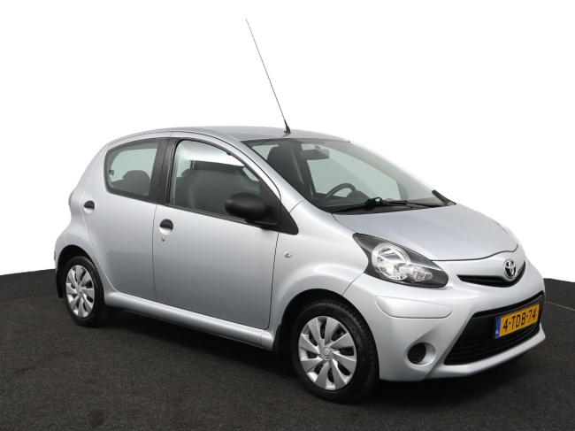 Toyota Aygo - 1.0 VVT-i Now