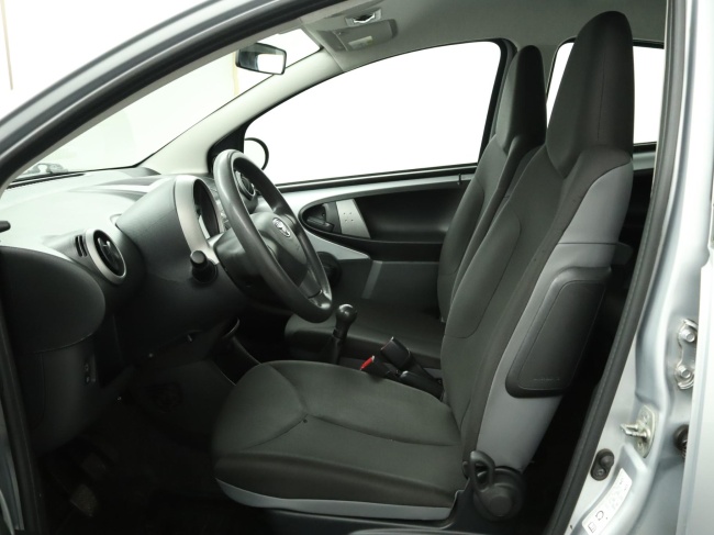 Toyota Aygo - 1.0 VVT-i Now