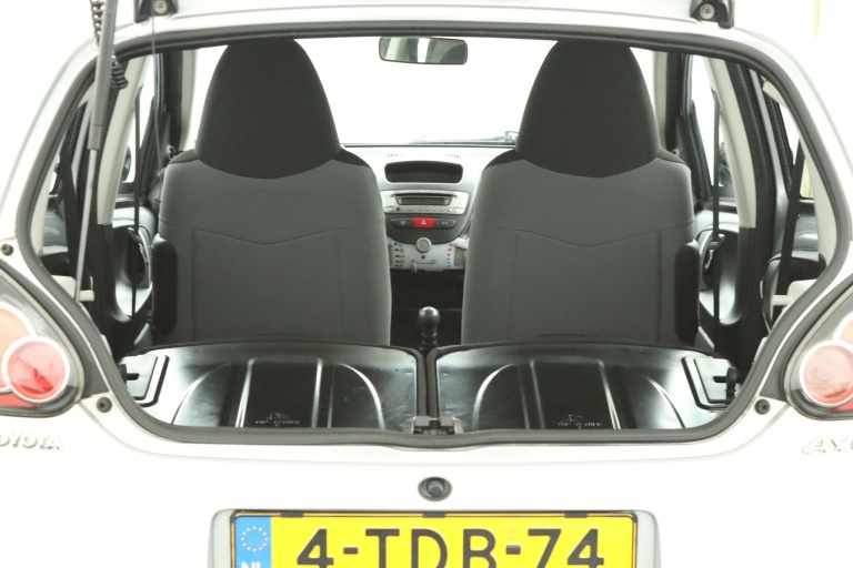 Toyota Aygo - 1.0 VVT-i Now 25