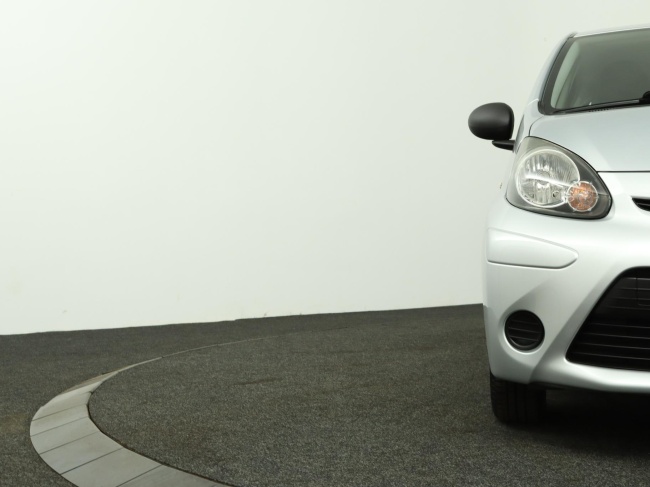 Toyota Aygo - 1.0 VVT-i Now