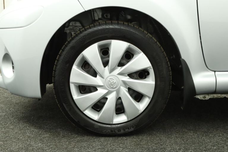 Toyota Aygo - 1.0 VVT-i Now 36