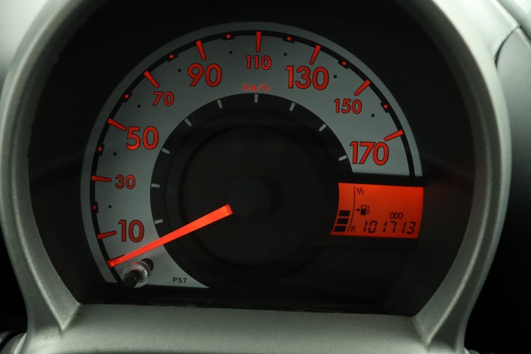 Toyota Aygo - 1.0 VVT-i Now 6