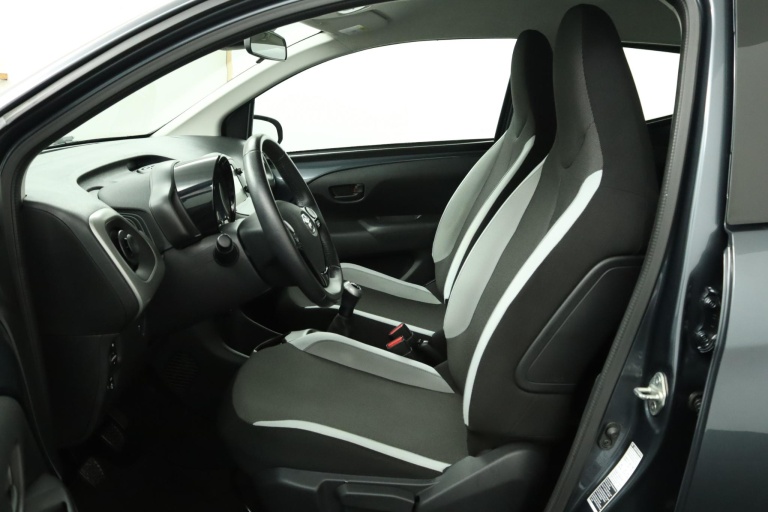 Toyota Aygo - 1.0 VVT-i x-play 17