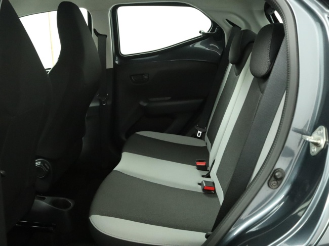 Toyota Aygo - 1.0 VVT-i x-play