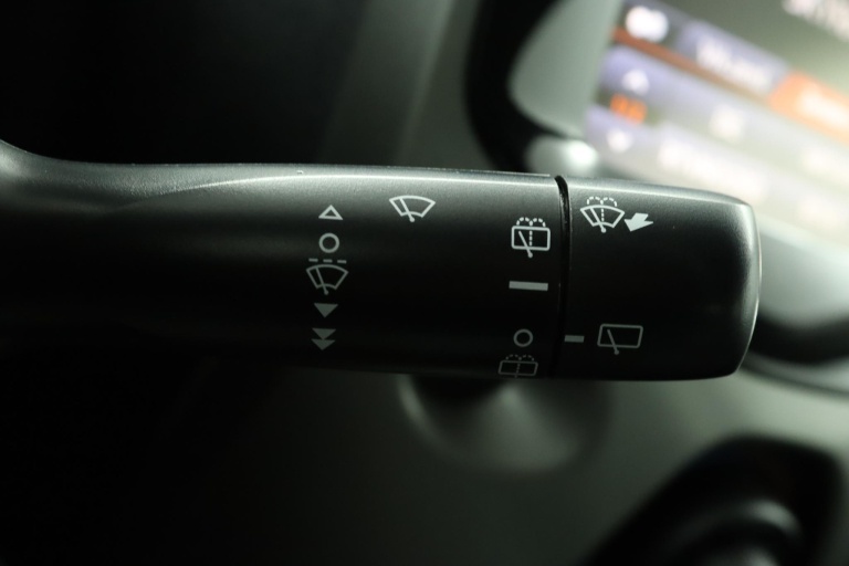 Toyota Aygo - 1.0 VVT-i x-play 33