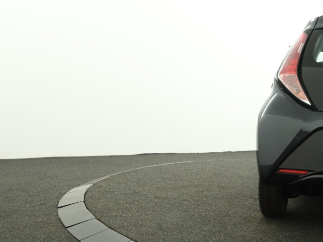 Toyota Aygo - 1.0 VVT-i x-play