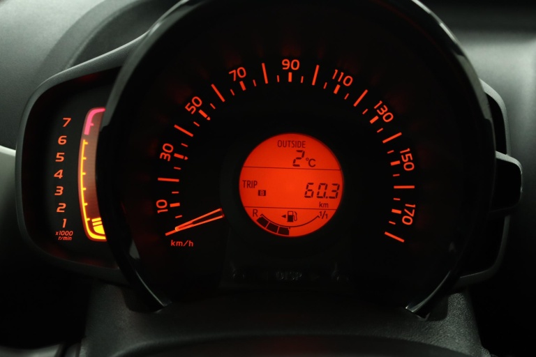 Toyota Aygo - 1.0 VVT-i x-play 47