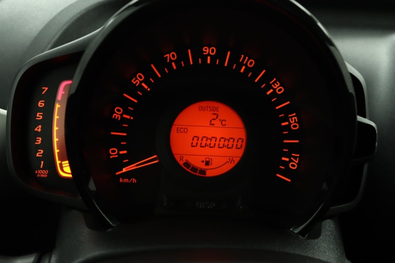 Toyota Aygo - 1.0 VVT-i x-play 48