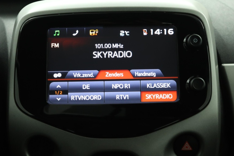 Toyota Aygo - 1.0 VVT-i x-play 54