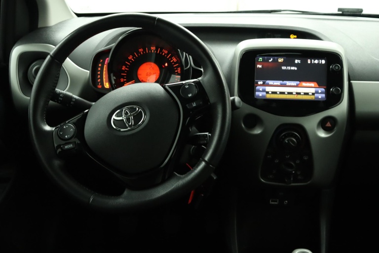 Toyota Aygo - 1.0 VVT-i x-play 59