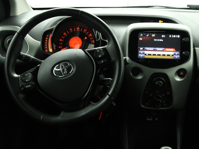 Toyota Aygo - 1.0 VVT-i x-play
