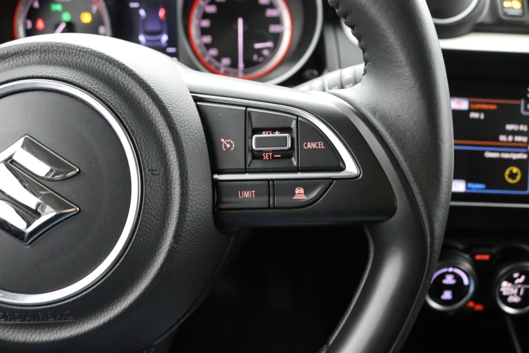 Suzuki Swift - 1.2 Stijl Smart Hybrid 19