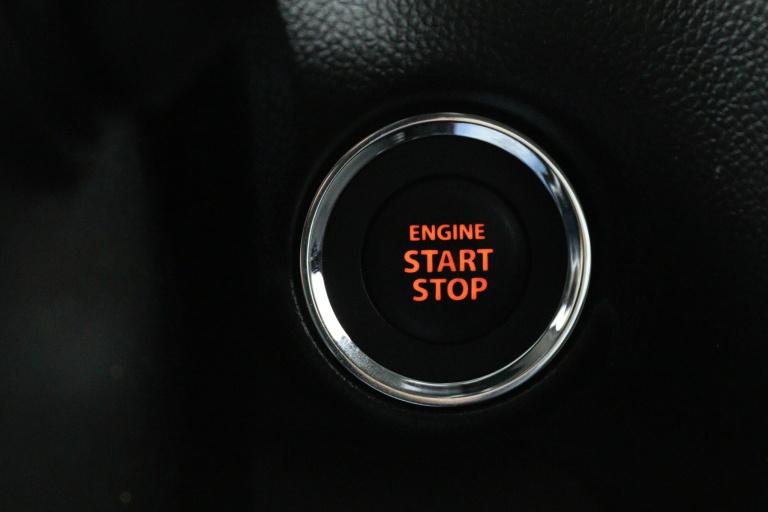 Suzuki Swift - 1.2 Stijl Smart Hybrid 20