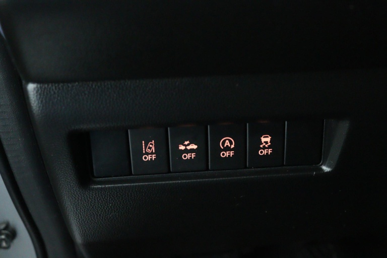 Suzuki Swift - 1.2 Stijl Smart Hybrid 32