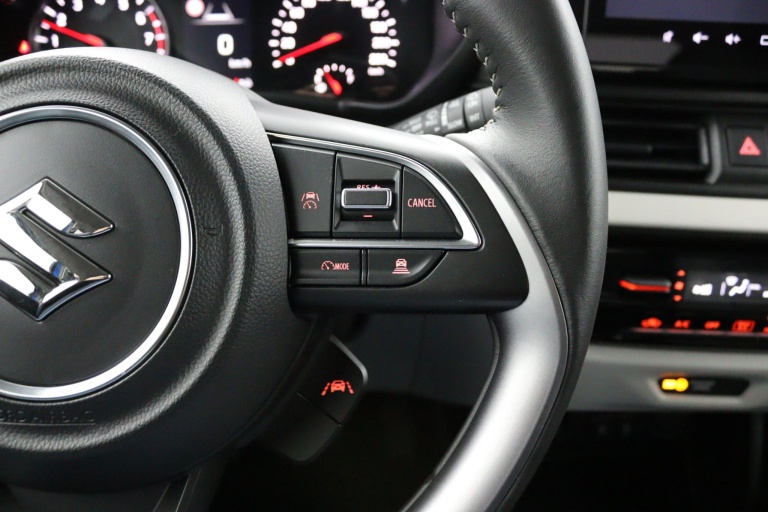 Suzuki Swift - 1.2 Select Smart Hybrid 19