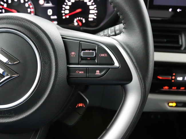 Suzuki Swift - 1.2 Select Smart Hybrid