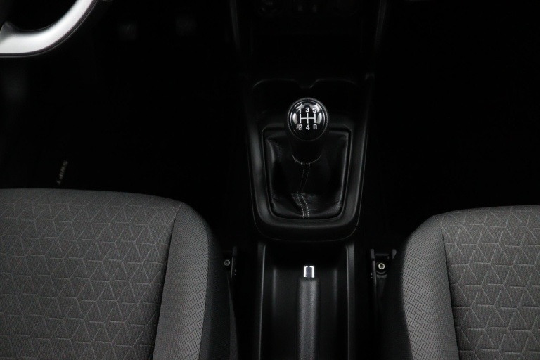 Suzuki Swift - 1.2 Select Smart Hybrid 27