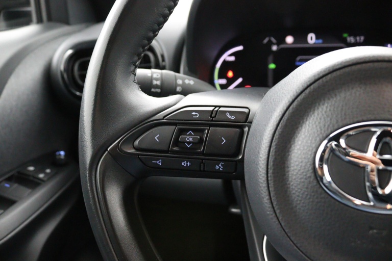 Toyota Yaris Cross - 1.5 Hybrid First Edition 18