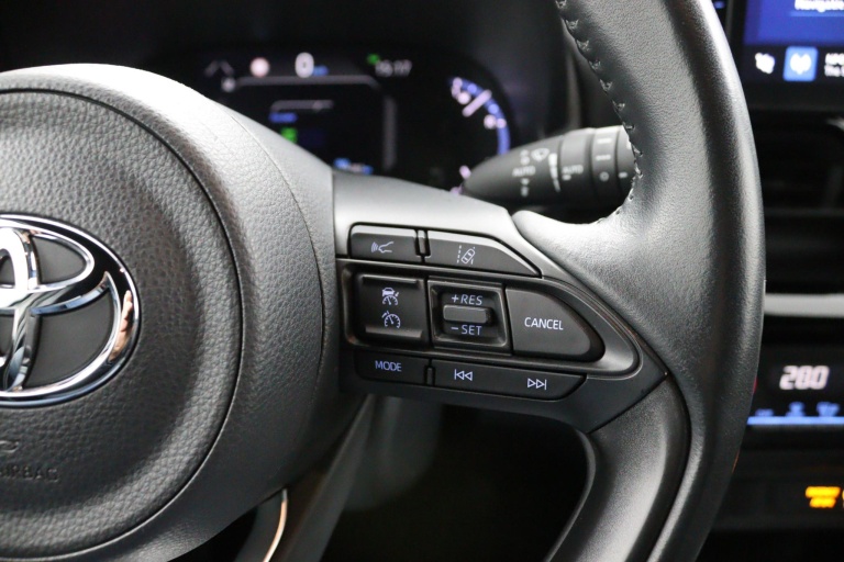 Toyota Yaris Cross - 1.5 Hybrid First Edition 19