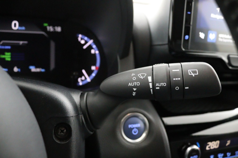 Toyota Yaris Cross - 1.5 Hybrid First Edition 23